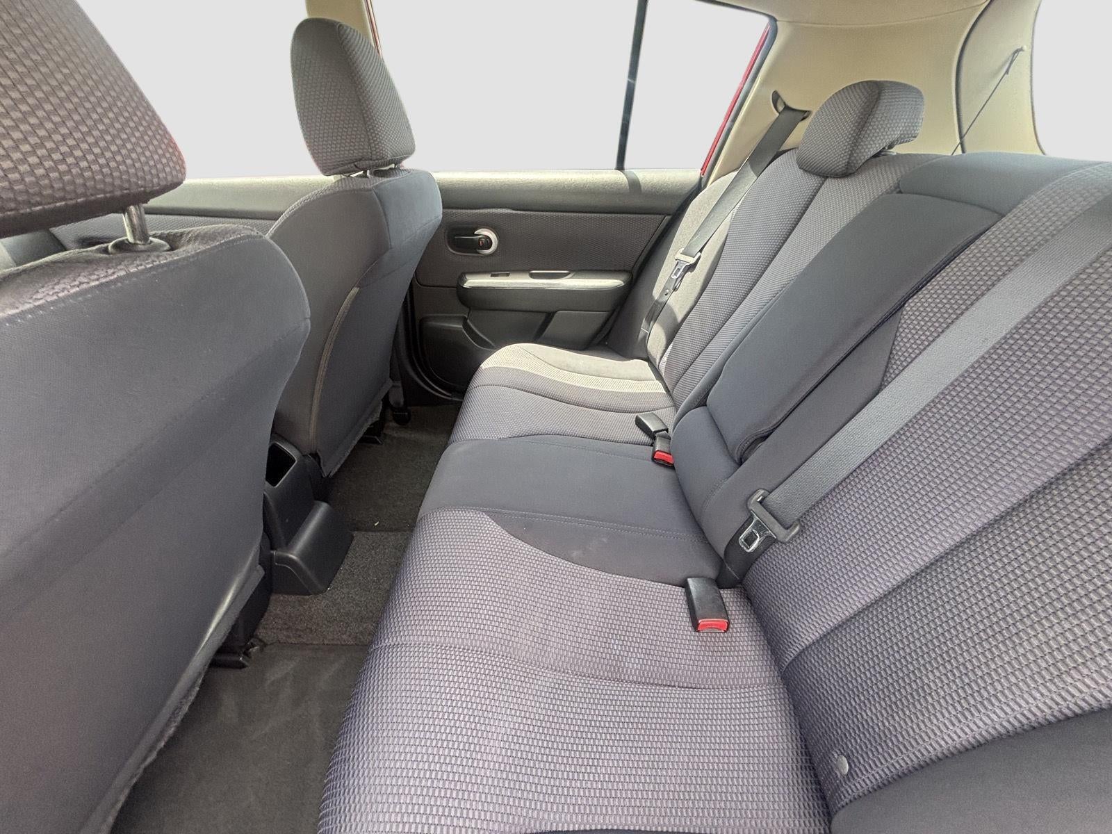 2009 Nissan Versa 1.8 SL