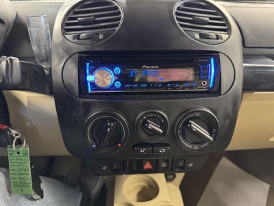 2001 Volkswagen New Beetle GLS