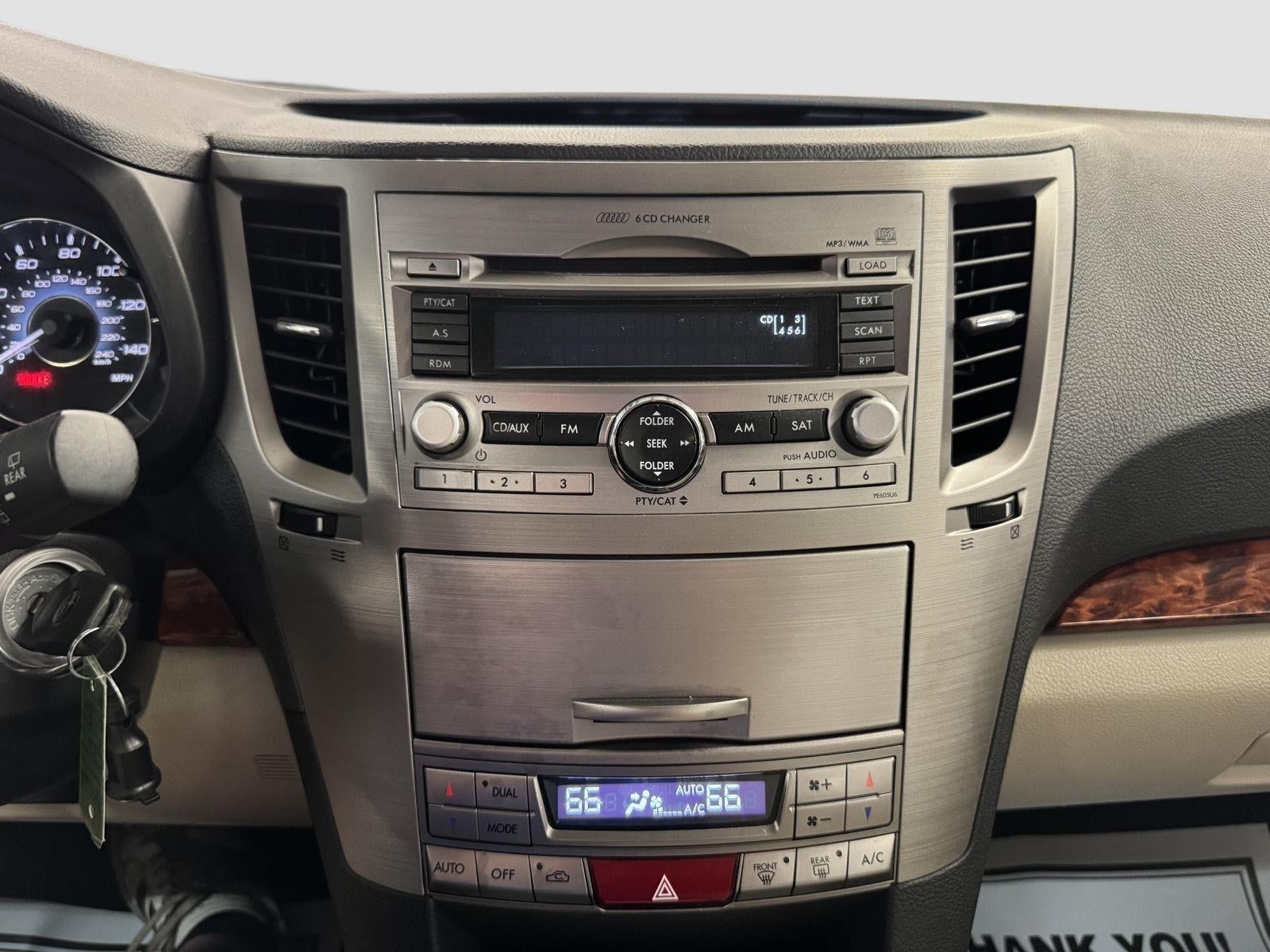 2011 Subaru Outback 2.5i Limited Pwr Moon