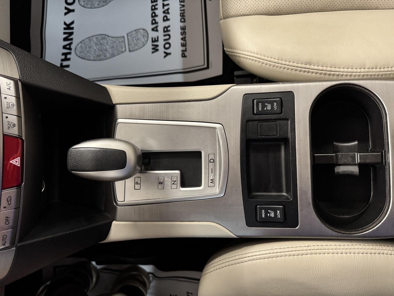 2011 Subaru Outback 2.5i Limited Pwr Moon