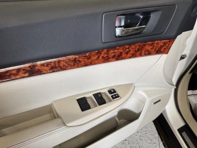 2011 Subaru Outback 2.5i Limited Pwr Moon