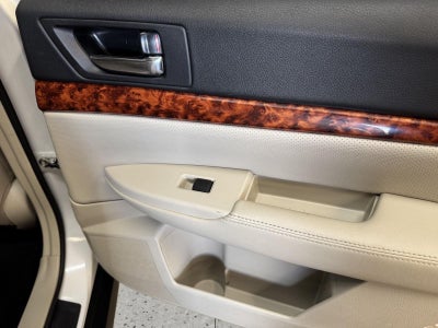 2011 Subaru Outback 2.5i Limited Pwr Moon