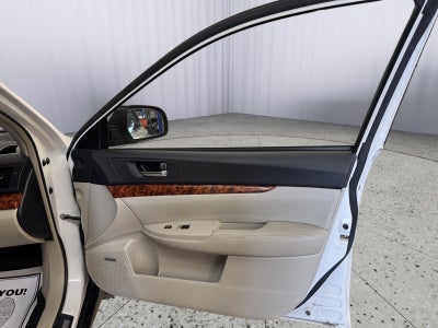 2011 Subaru Outback 2.5i Limited Pwr Moon