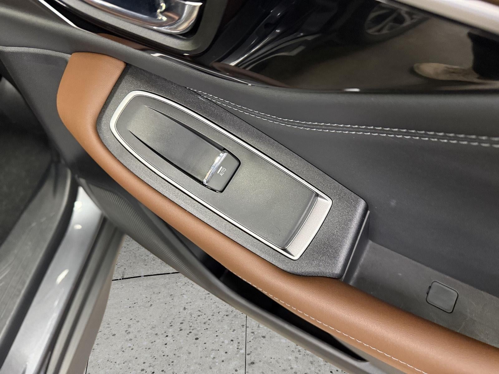 2022 Subaru Outback Touring