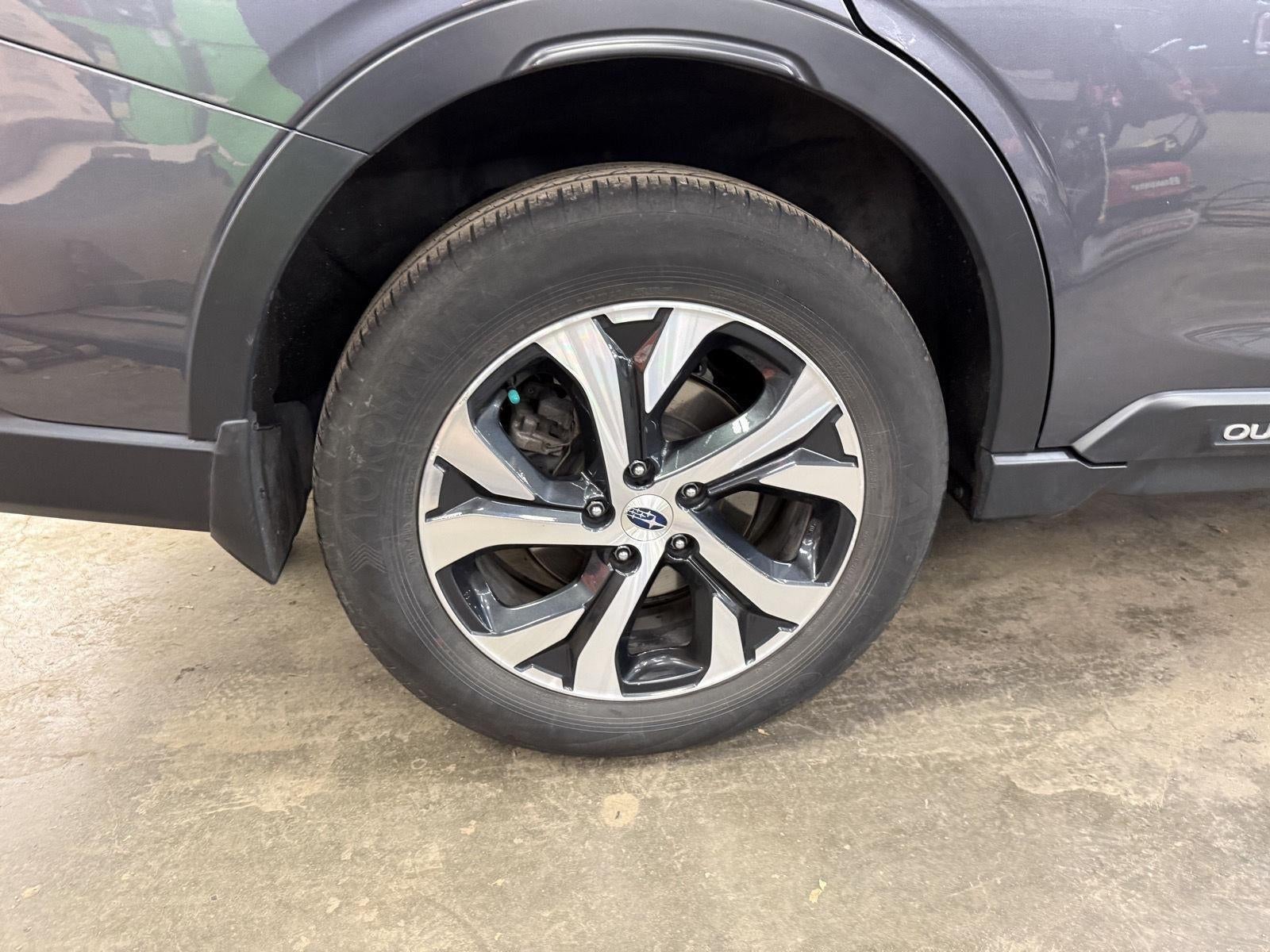 2022 Subaru Outback Touring