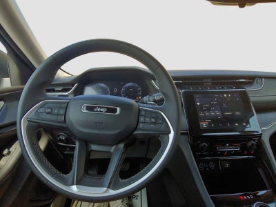 2023 Jeep Grand Cherokee Laredo