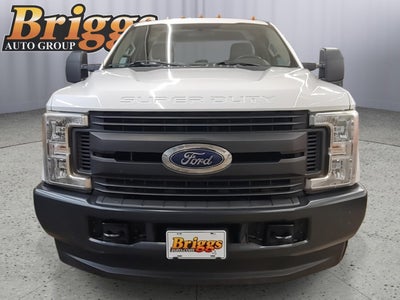 2017 Ford Super Duty F-350 DRW XL