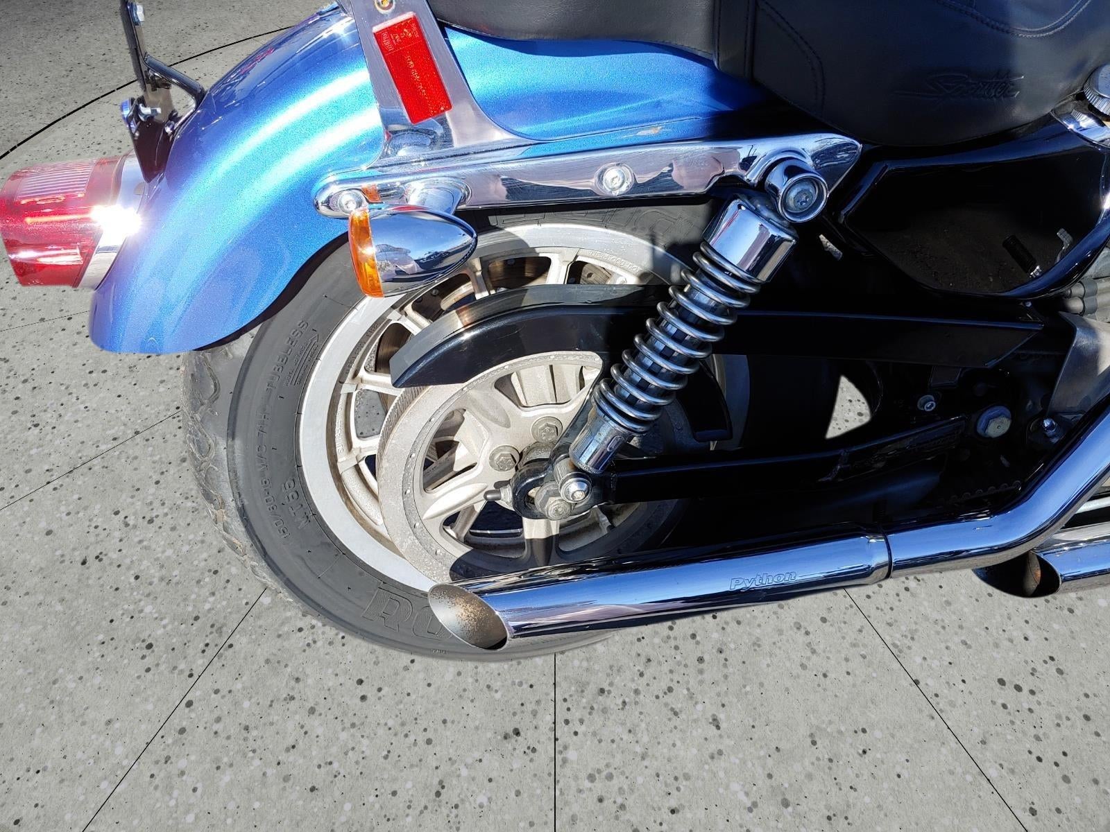 2006 HARLEY-DAVIDSON XL883 Base