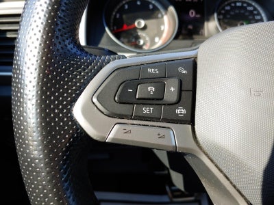 2021 Volkswagen Atlas Cross Sport 3.6L V6 SE w/Technology R-Line