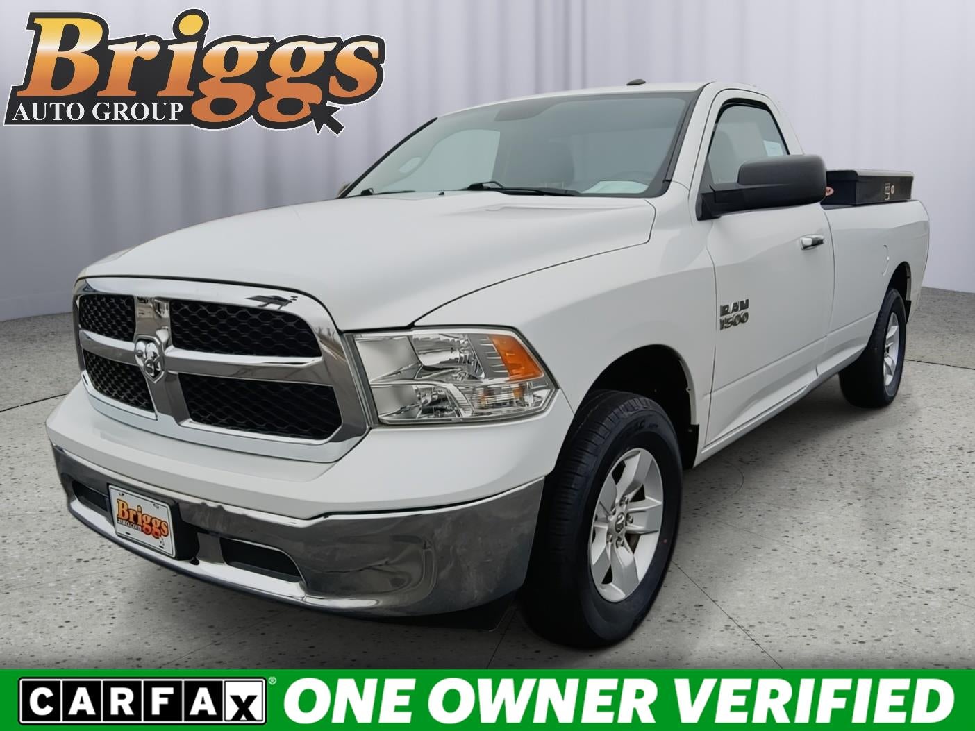 2016 RAM 1500 SLT