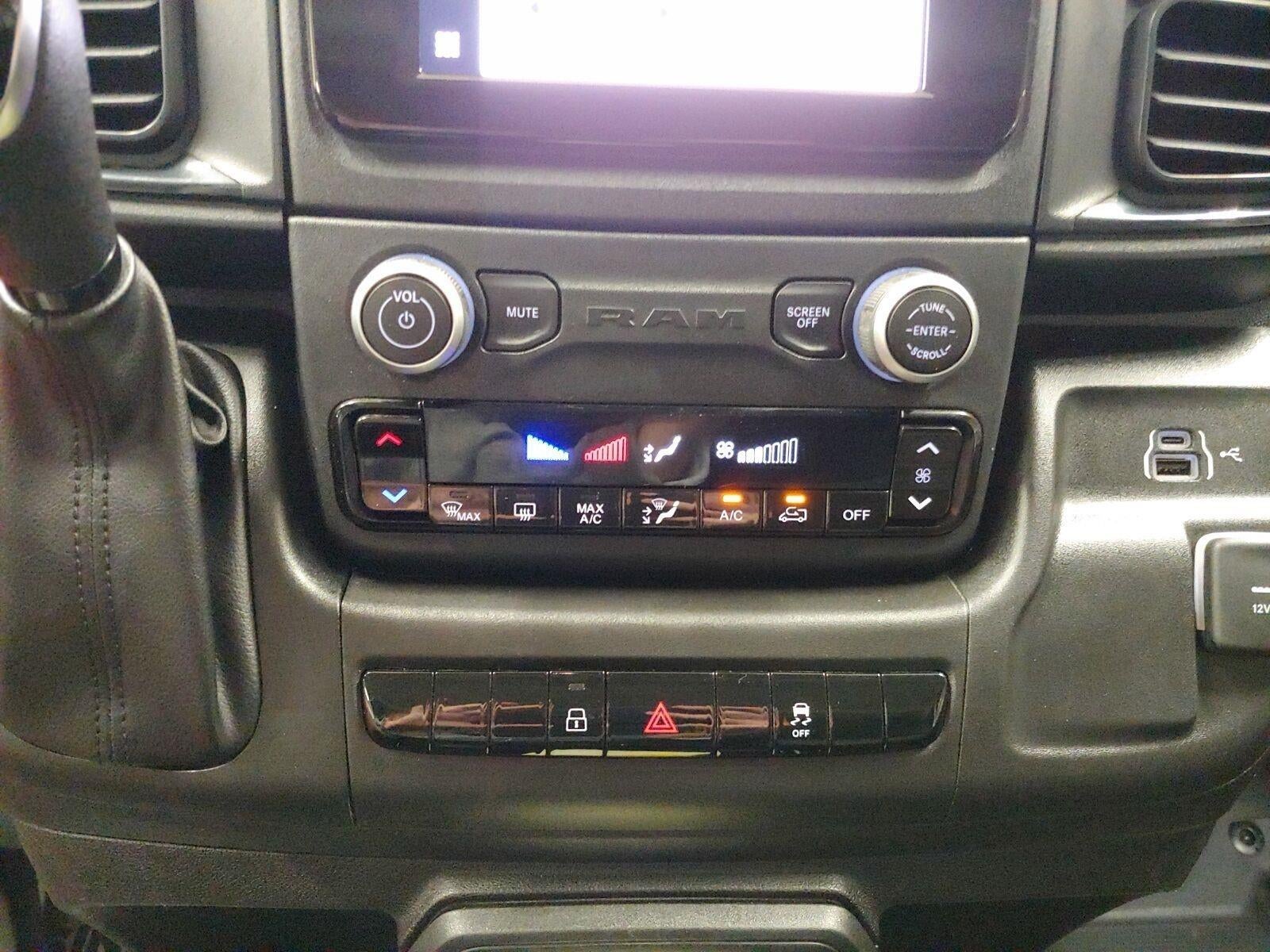 2024 RAM ProMaster Cargo Van Tradesman