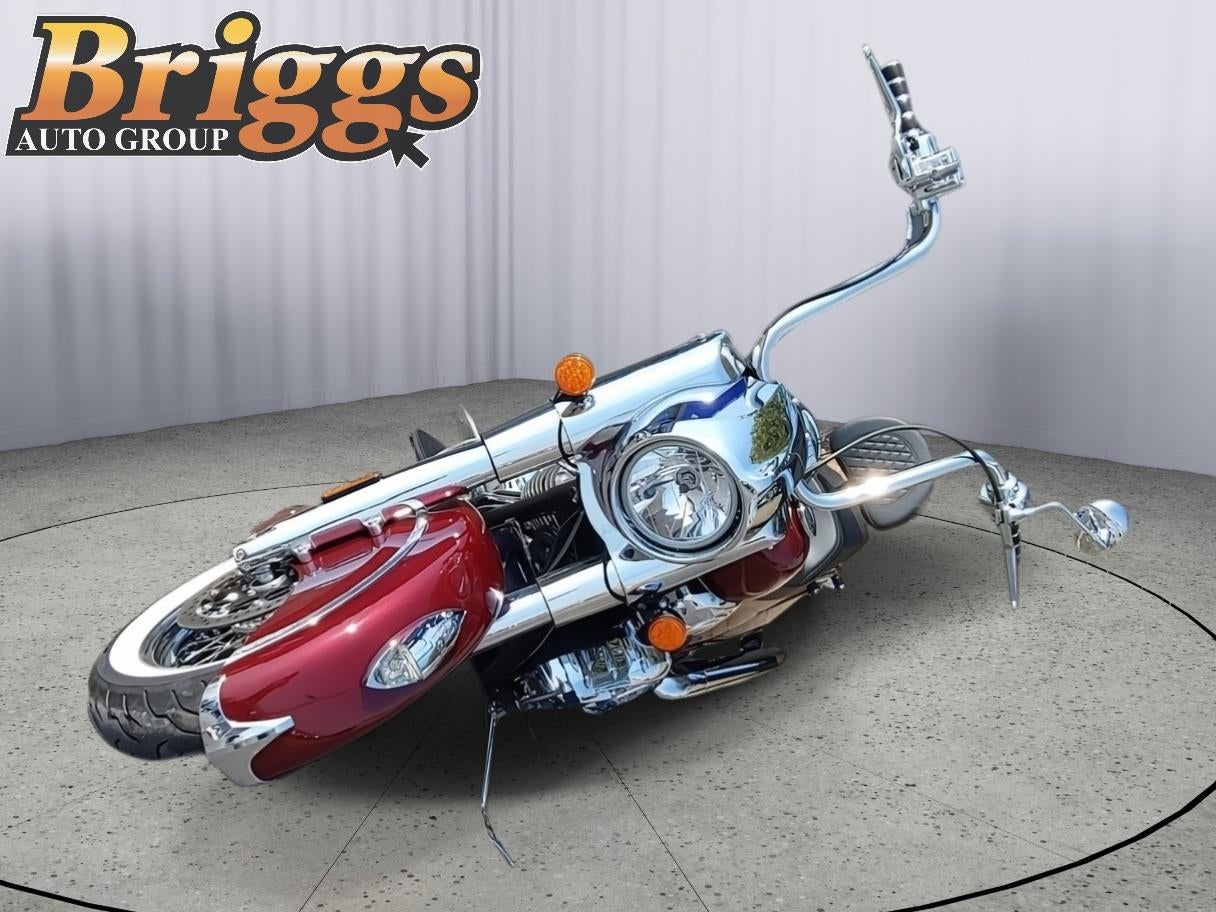 2019 INDIAN CHIEFTAIN Base