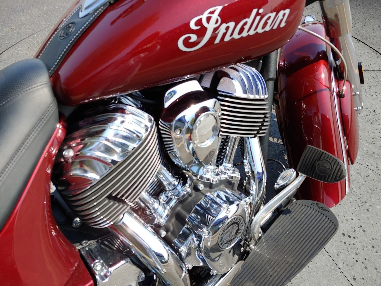 2019 INDIAN CHIEFTAIN Base