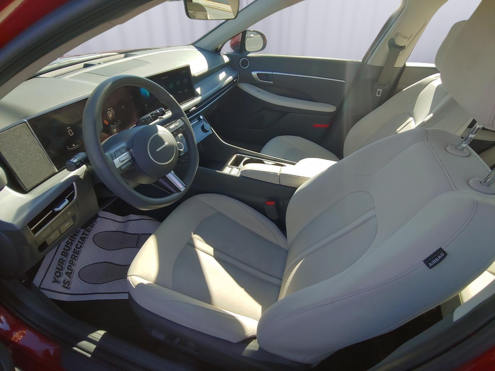 2025 Hyundai SONATA SEL