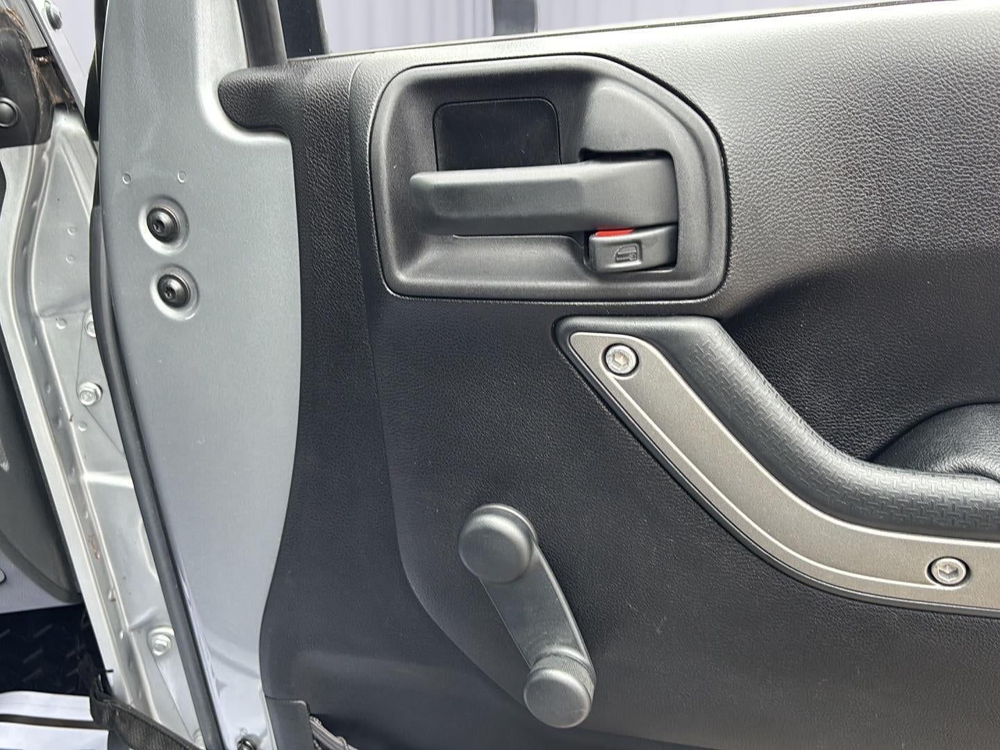 2015 Jeep WRANGLER UNLIMITED Base