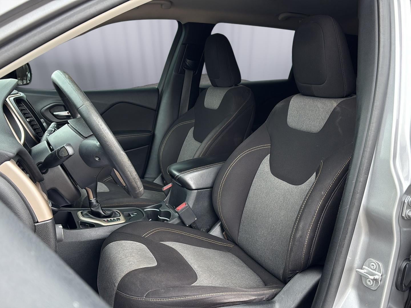 2018 Jeep Cherokee Latitude