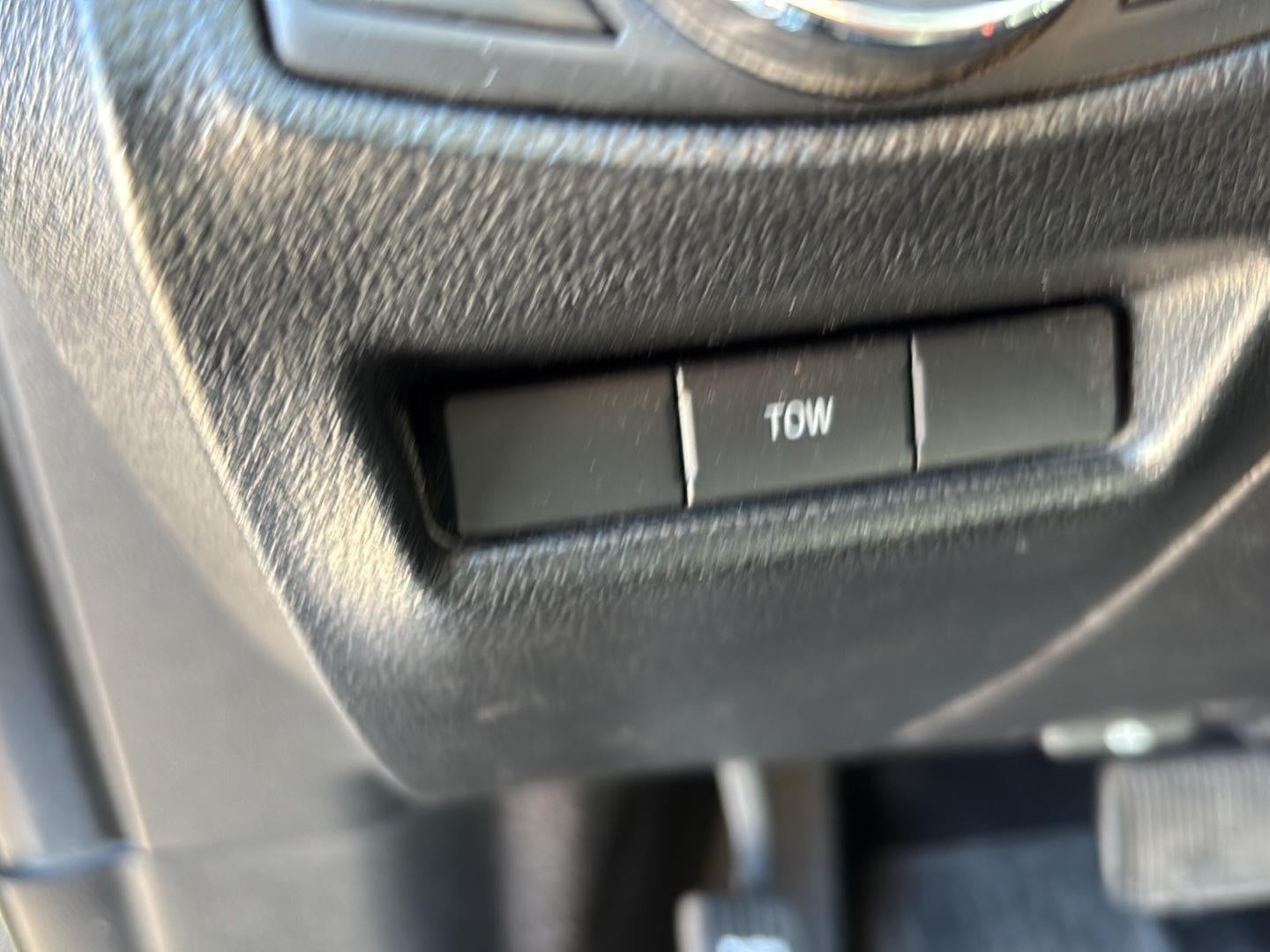 2016 Ford EXPLORER Base