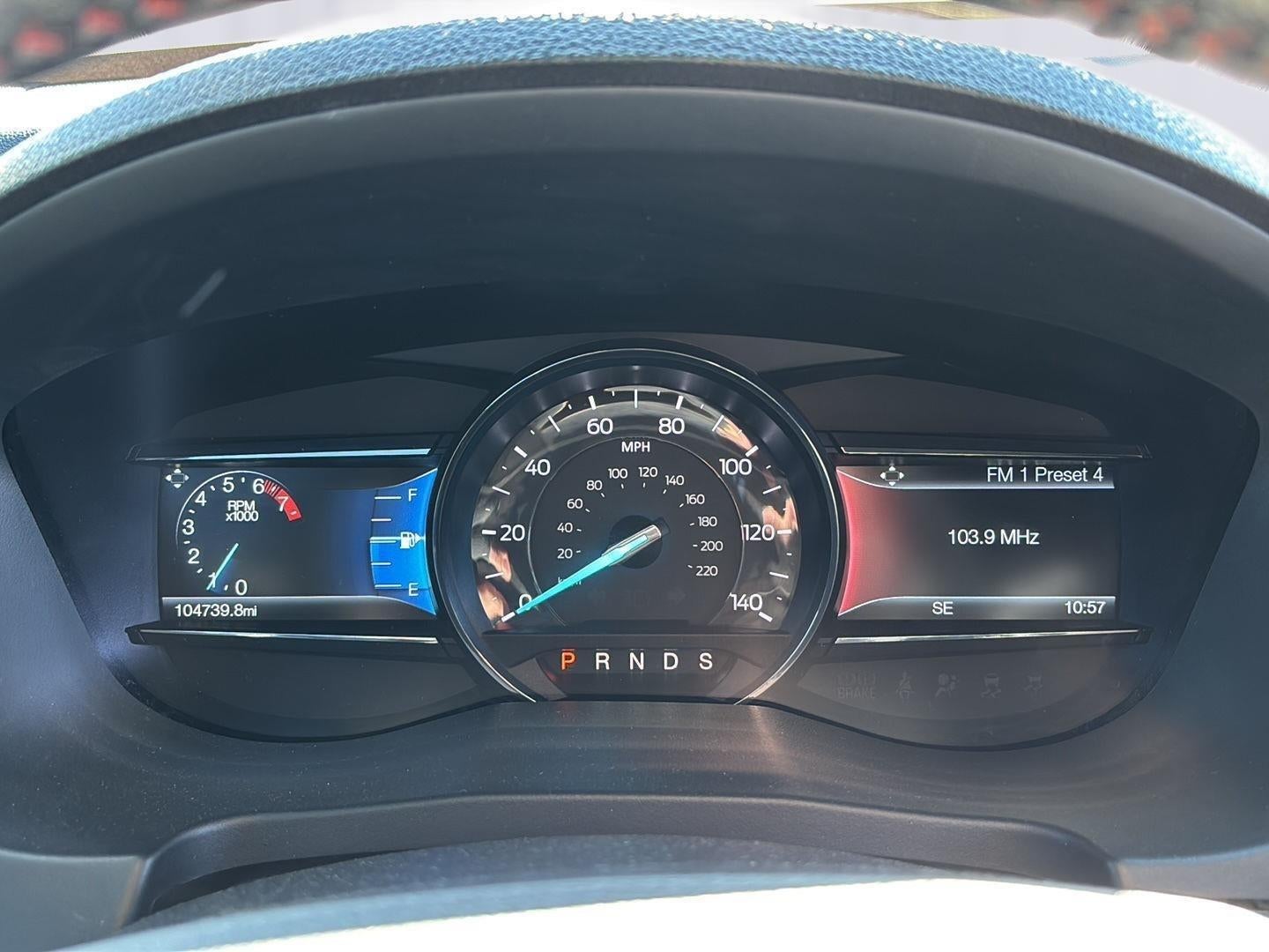 2016 Ford EXPLORER Base