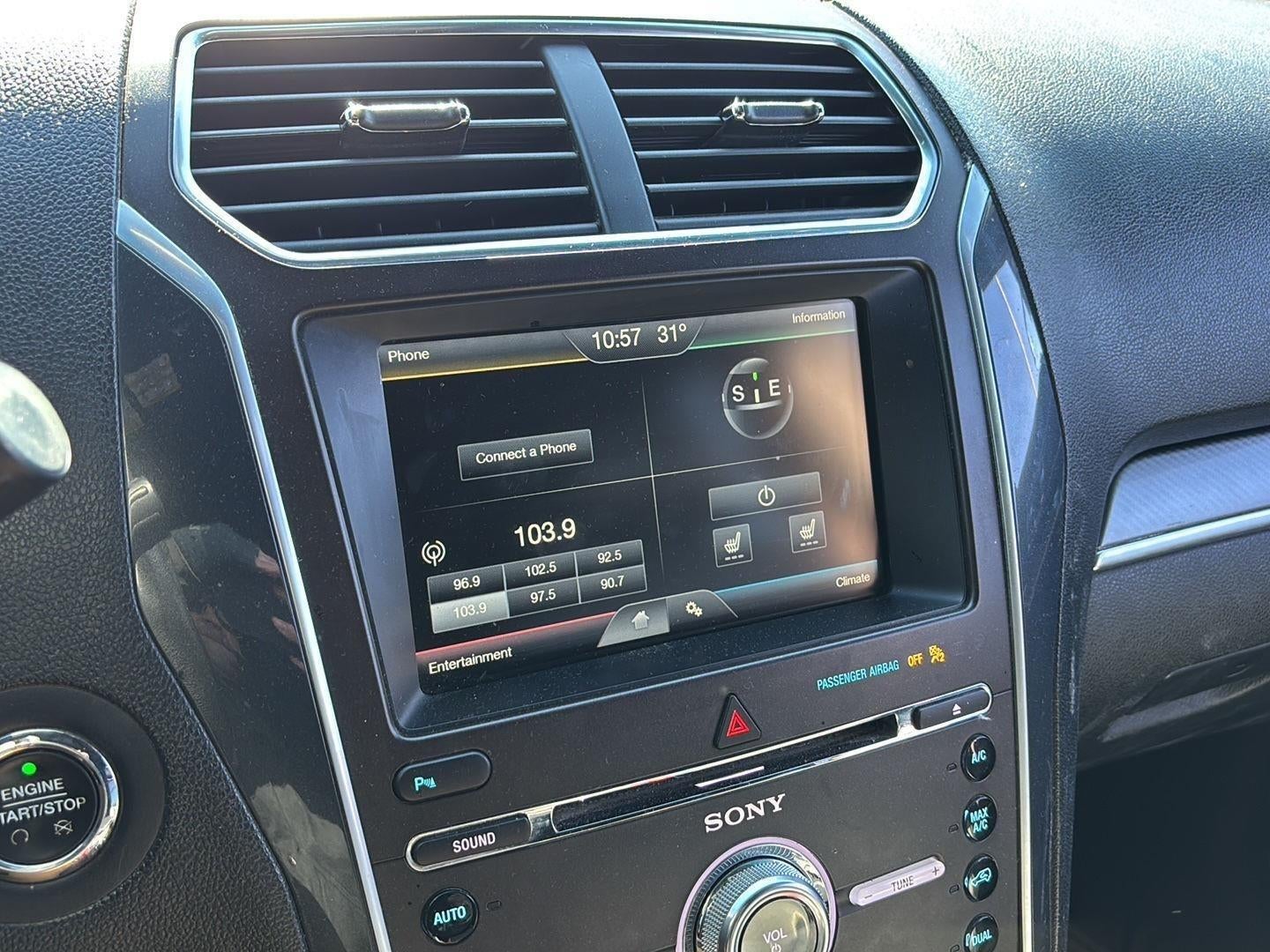 2016 Ford EXPLORER Base