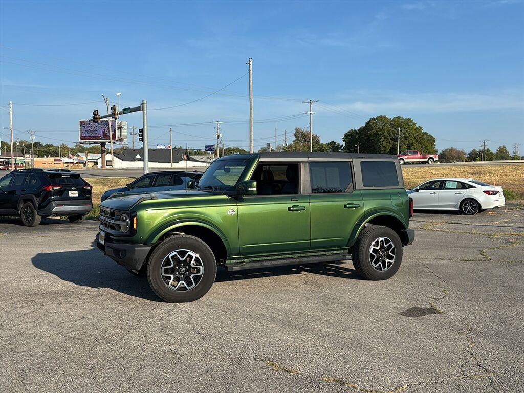 2023 Ford Bronco Base
