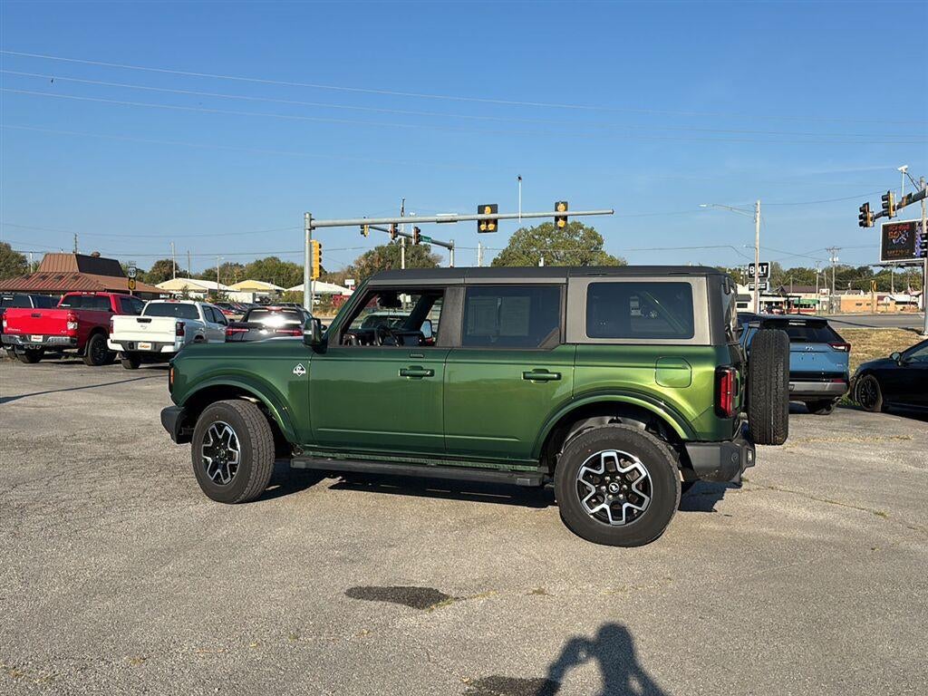 2023 Ford Bronco Base