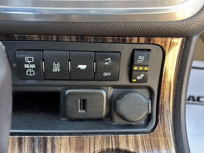 2016 GMC Acadia Denali