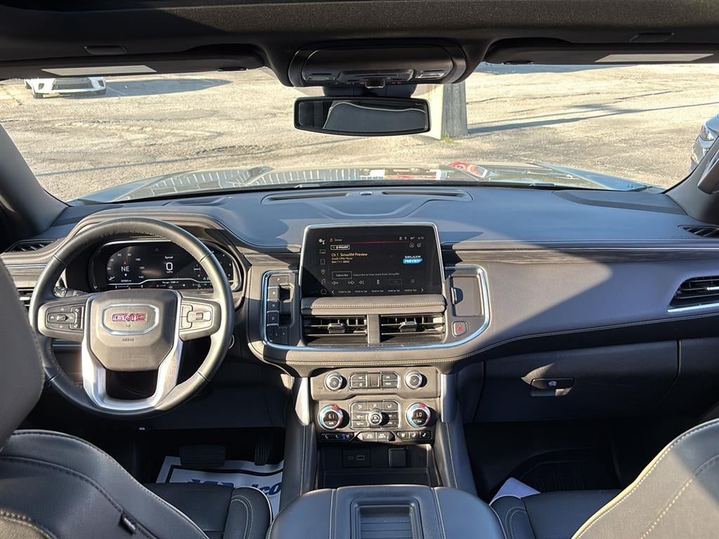 2023 GMC Yukon SLT