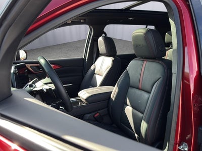 2024 Chevrolet TRAVERSE Base