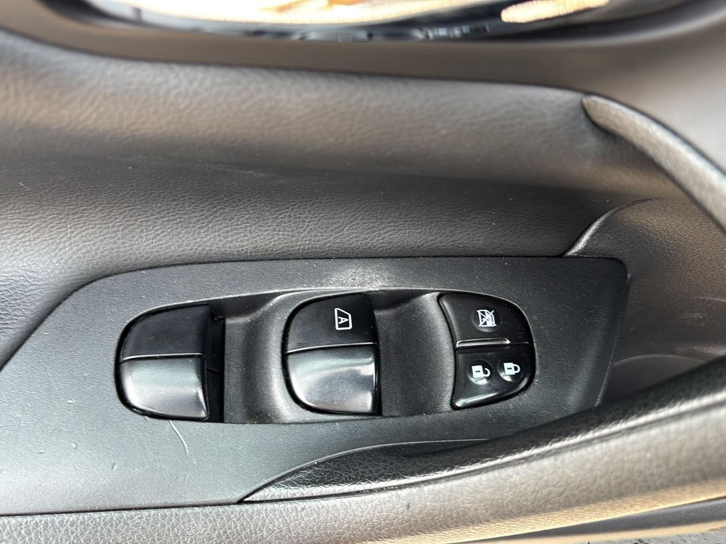 2018 Nissan ALTIMA Base