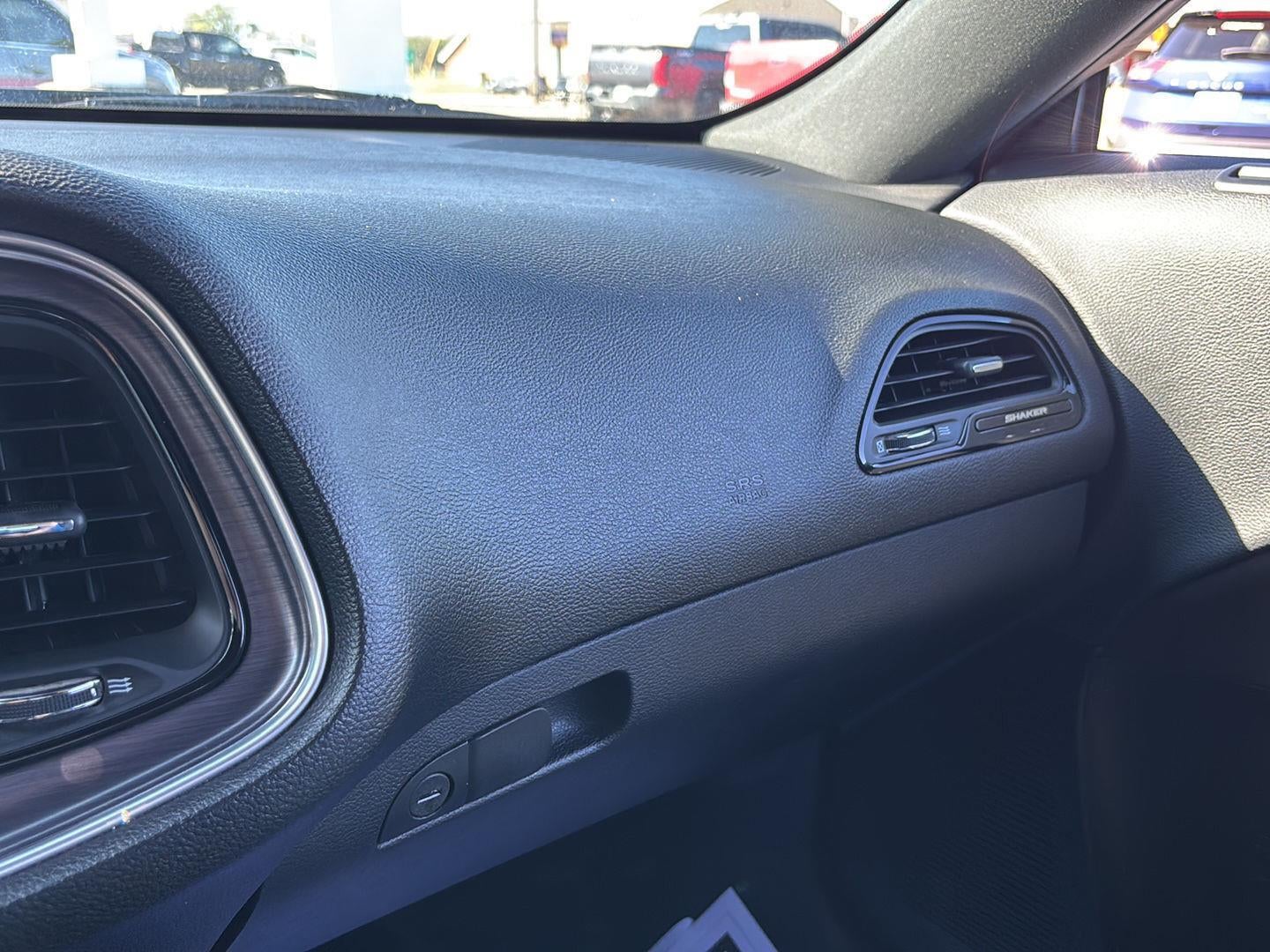 2015 Dodge Challenger R/T Shaker