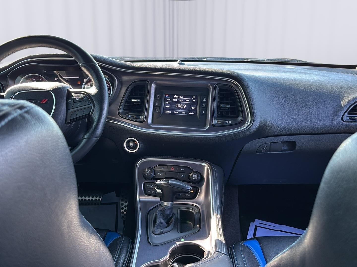 2015 Dodge Challenger R/T Shaker