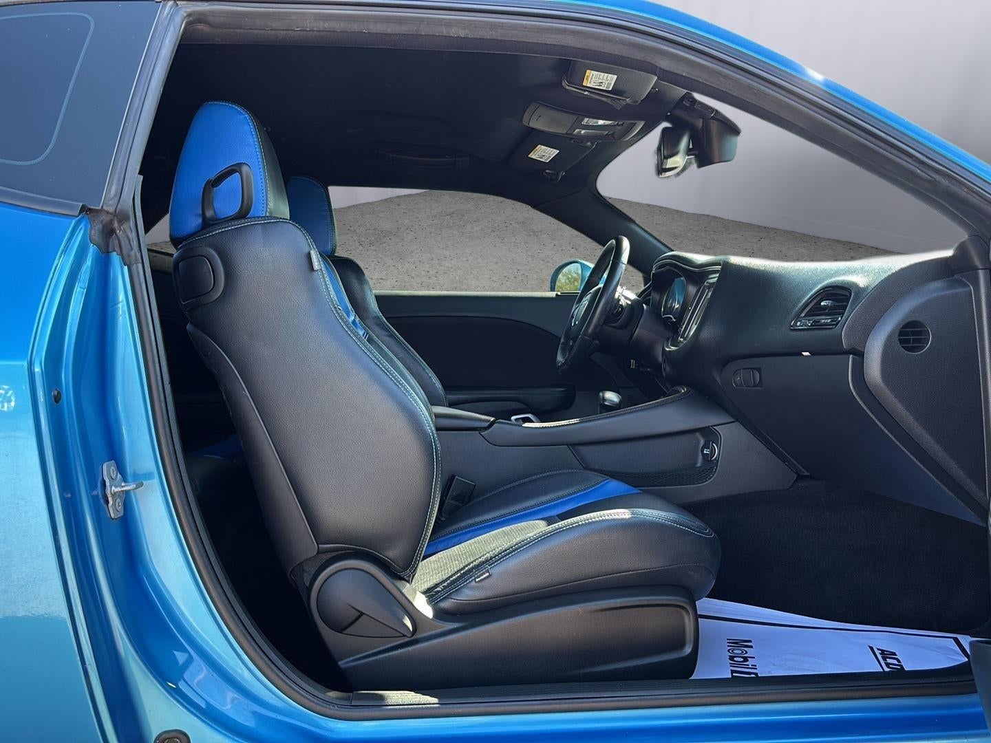 2015 Dodge Challenger R/T Shaker