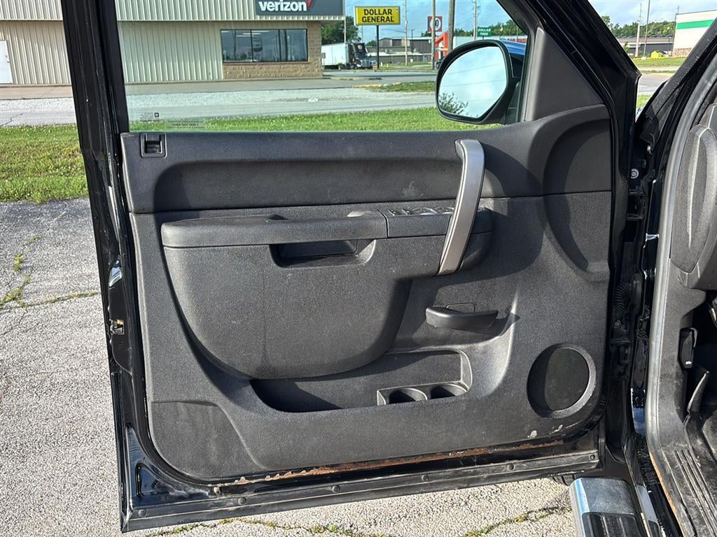 2011 Chevrolet SILVERADO 1500 LT