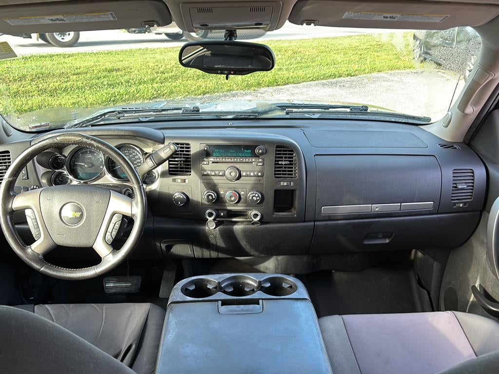 2011 Chevrolet SILVERADO 1500 LT