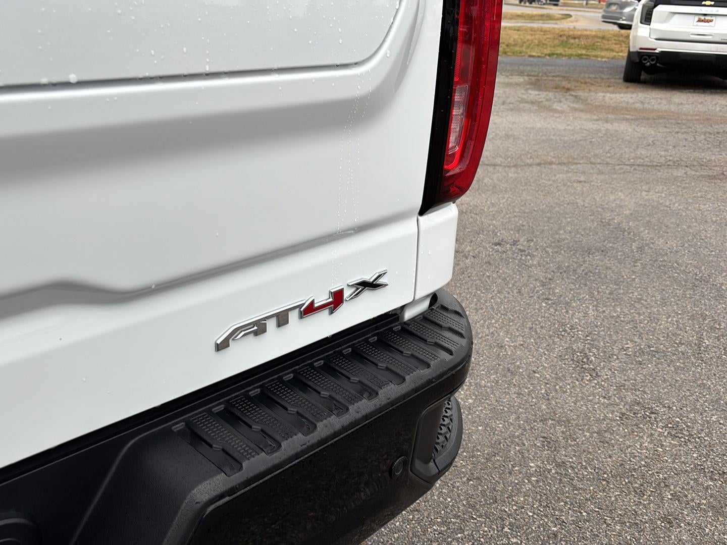 2024 GMC Sierra 1500 AT4X