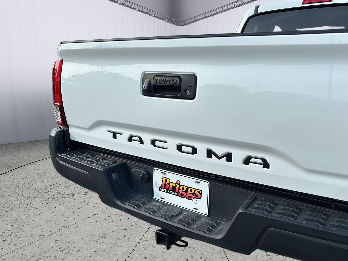 2022 Toyota Tacoma SR