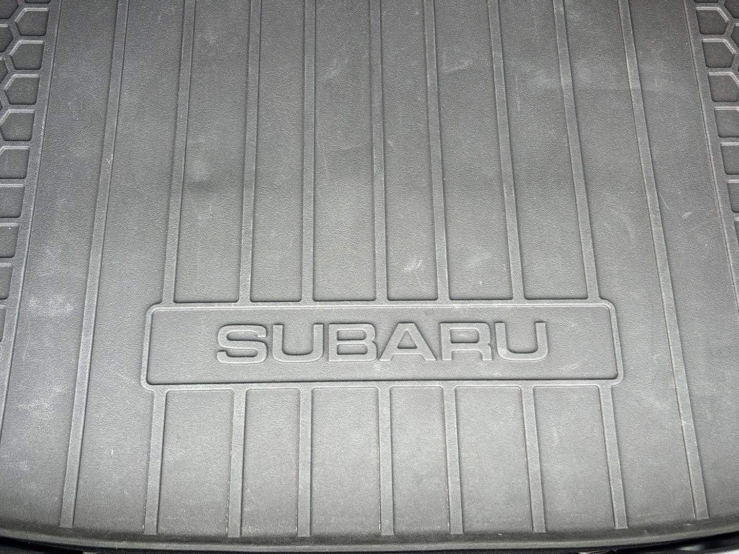 2017 Subaru IMPREZA Base