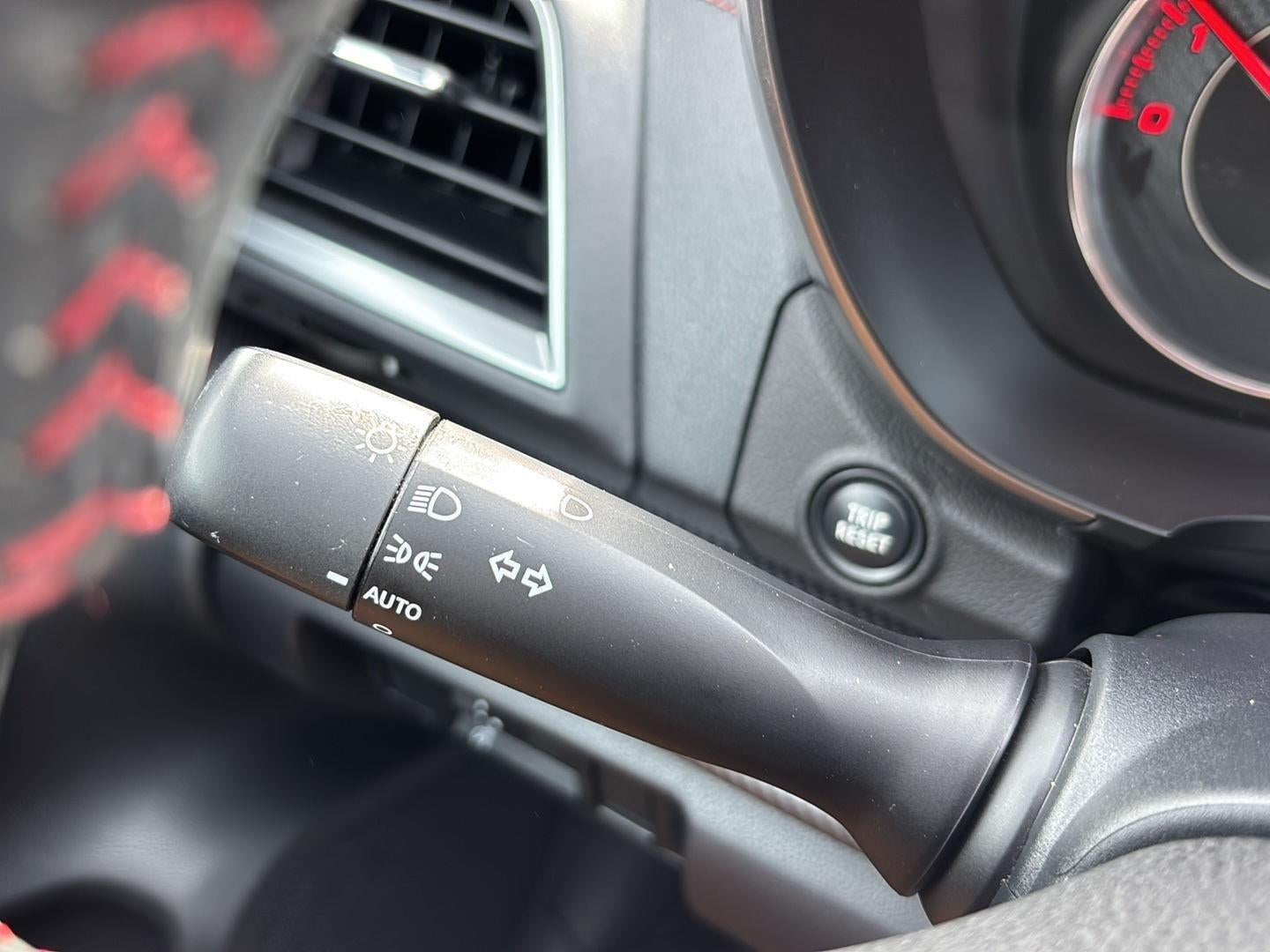 2017 Subaru IMPREZA Base