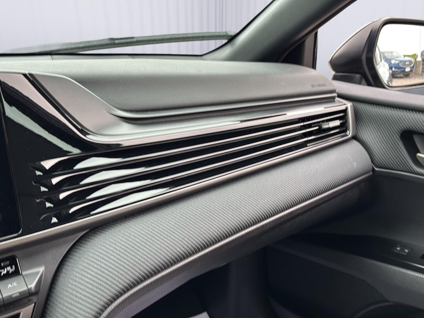 2025 Toyota CAMRY Base