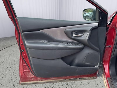2023 Nissan Murano SL