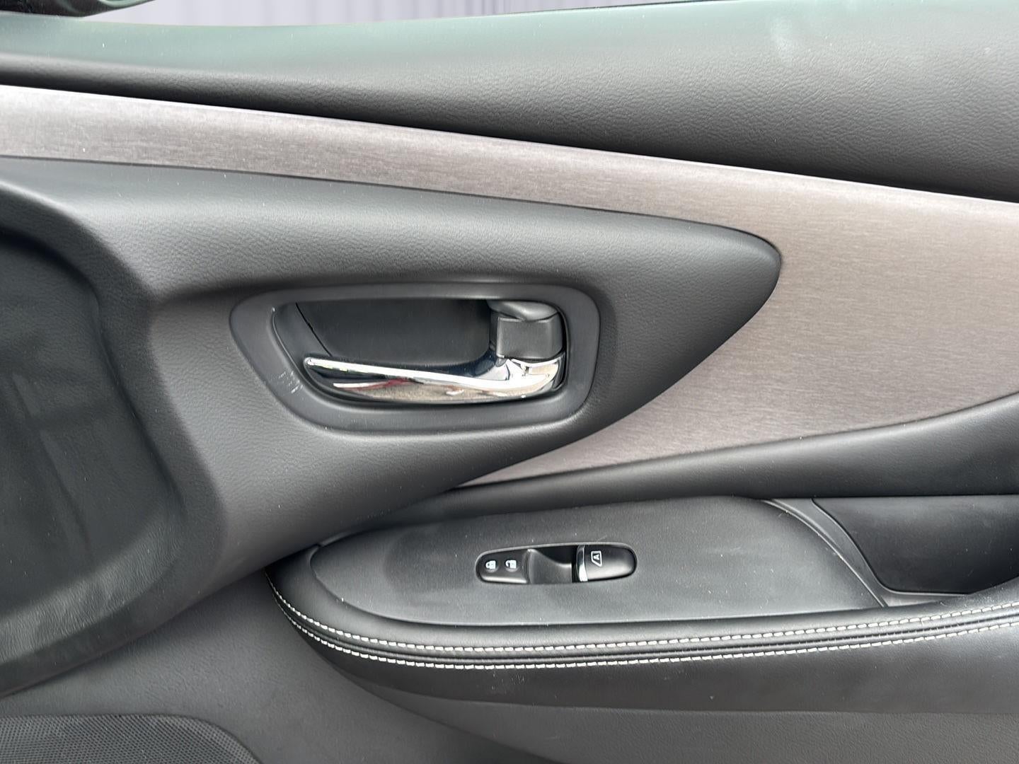 2023 Nissan Murano SL