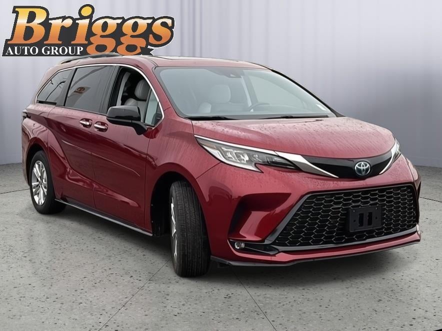 2023 Toyota Sienna XSE