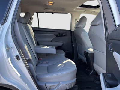 2020 Toyota Highlander Hybrid XLE