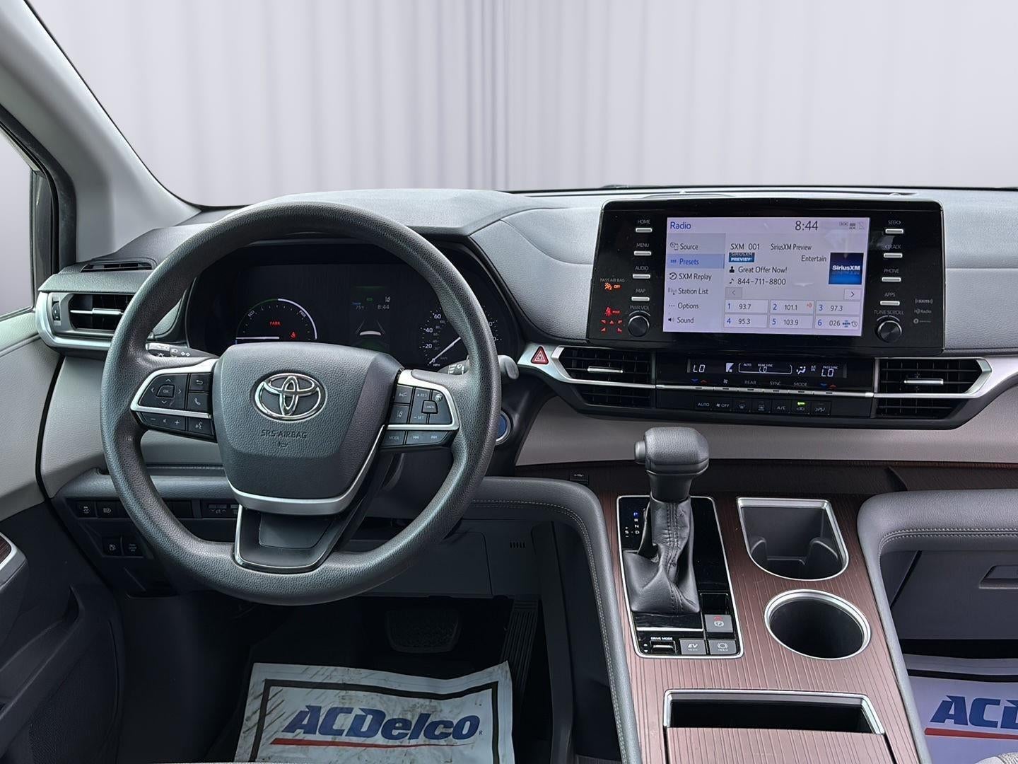 2021 Toyota Sienna LE