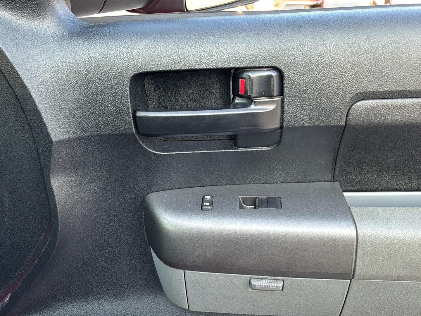 2011 Toyota Tundra Truck GRADE