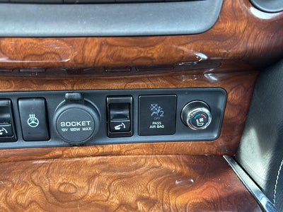 2017 INFINITI QX80 Base