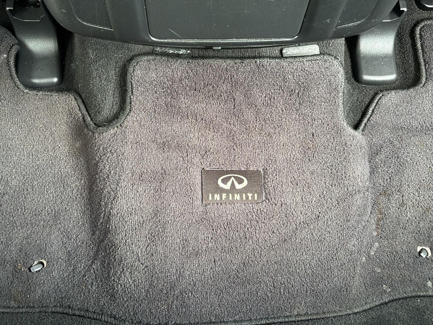 2017 INFINITI QX80 Base