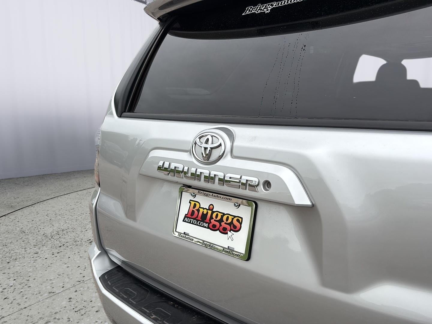 2015 Toyota 4 RUNNER Base