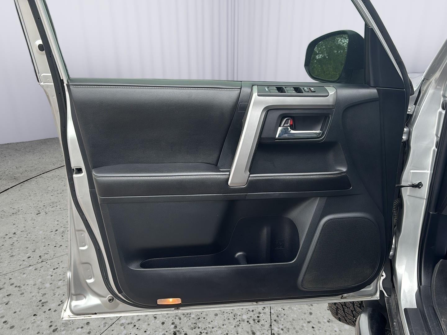 2015 Toyota 4 RUNNER Base