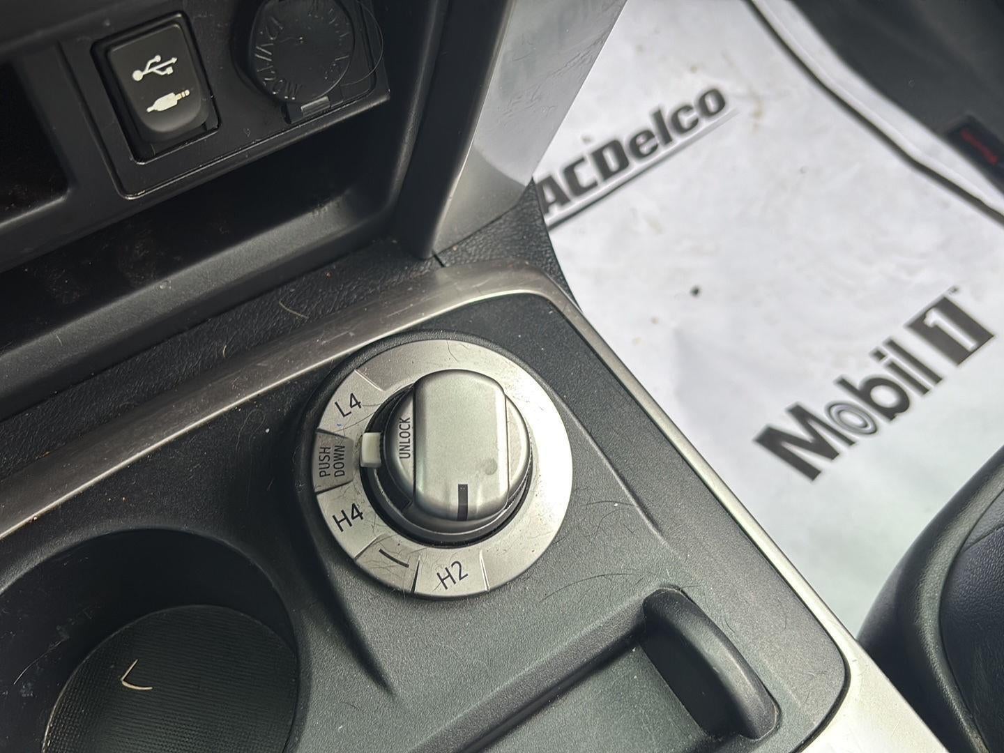 2015 Toyota 4 RUNNER Base